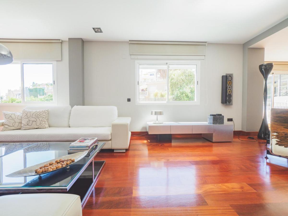הוילה מאלגה Cubo'S Gibralfaro House Center מראה חיצוני תמונה